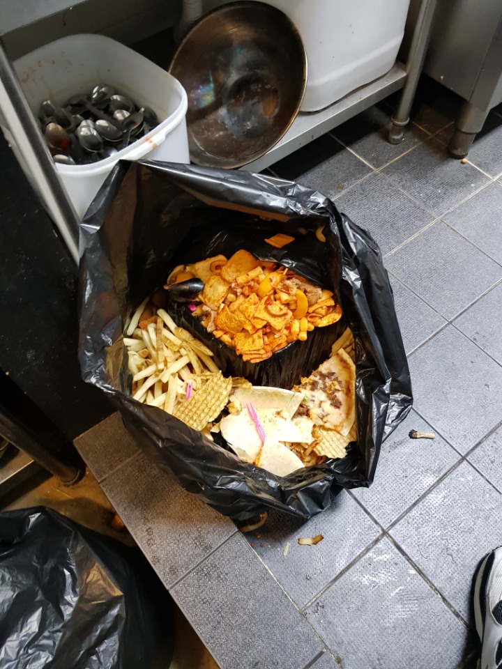 반도의 흔한 전 근무자 | 인스티즈