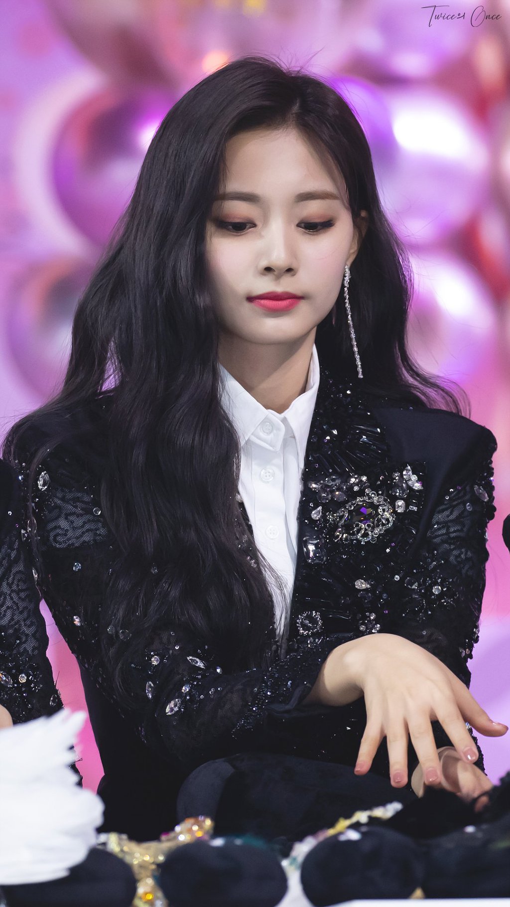 어제 골든디스크어워즈 트와이스 쯔위의 미모ㄷㄷㄷ.jpgif | 인스티즈