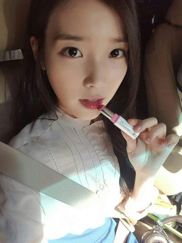아이유 | 인스티즈