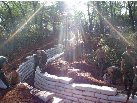 둘중 하나를 고르세요 | 인스티즈