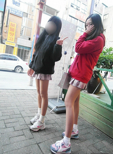일본? 만만치 않은 한국 여학생들 치마 길이 | 인스티즈
