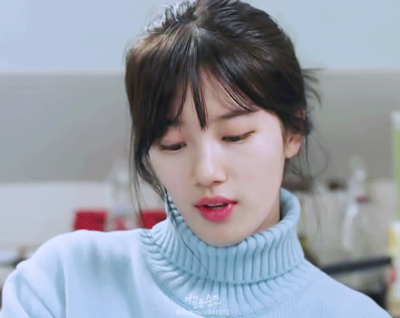 수지: 오빠 입벌려봐 아~ | 인스티즈