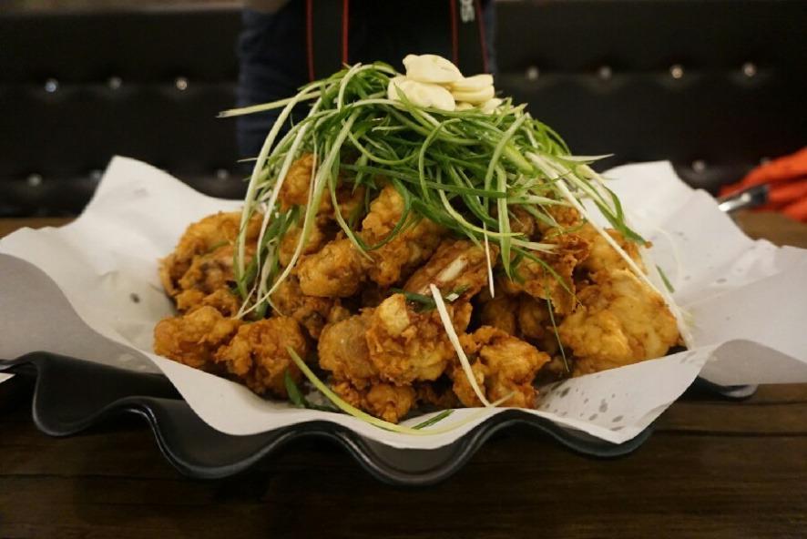 어느날 친구가 닭요리에 술 한잔 하자고 한다 당신의 선택은? | 인스티즈