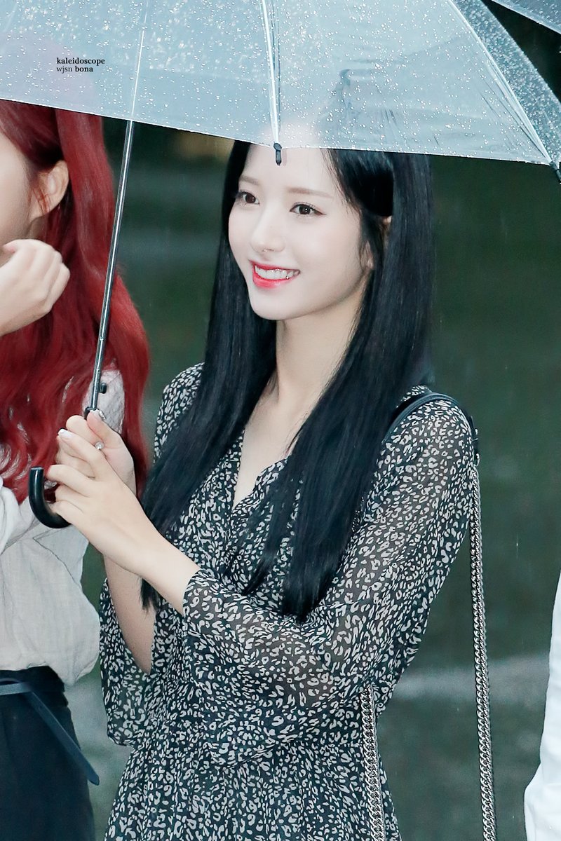 비쥬얼은 아이돌 톱클래스인 우주소녀 보나.jpg | 인스티즈