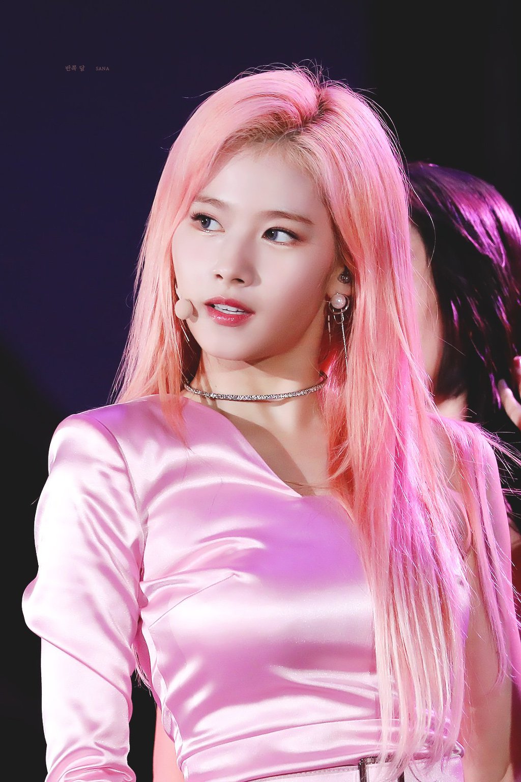 오늘이 생일인 트와이스 사나.jpgif (335장) | 인스티즈