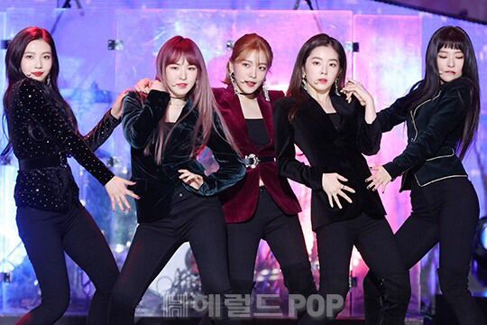 [레드벨벳] 오늘자 조이.jpg | 인스티즈