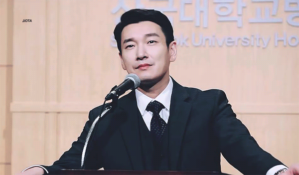 [라이프] 의사들 앞에서 히포크라테스선서 비꼬기 시전하는 어그로력 만렙 조승우 | 인스티즈