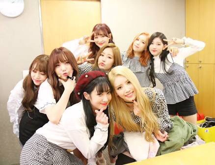  데뷔한 지 1000일이라서 러블리즈 | 인스티즈