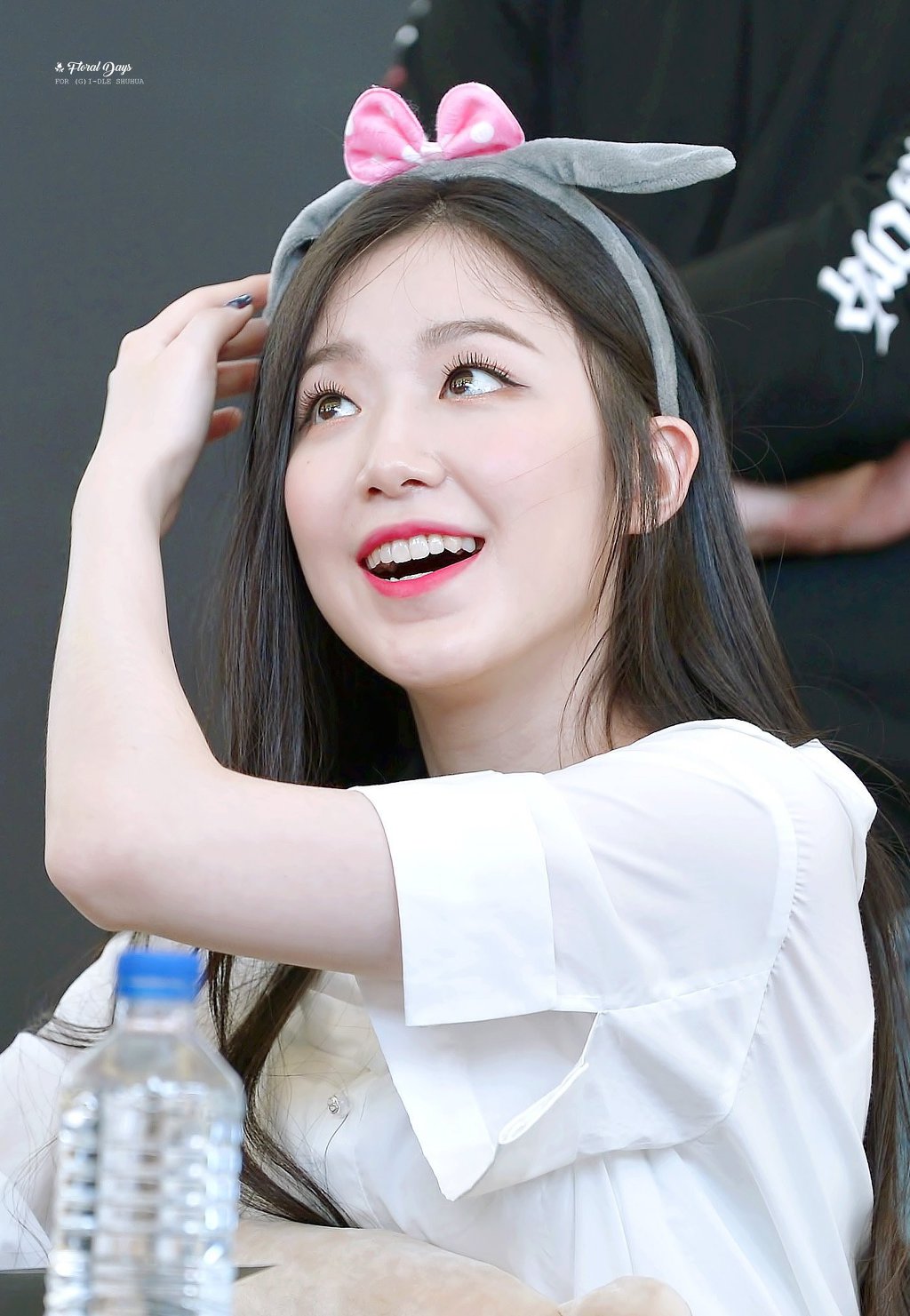 새하얀 여자아이들 슈화.jpgif | 인스티즈