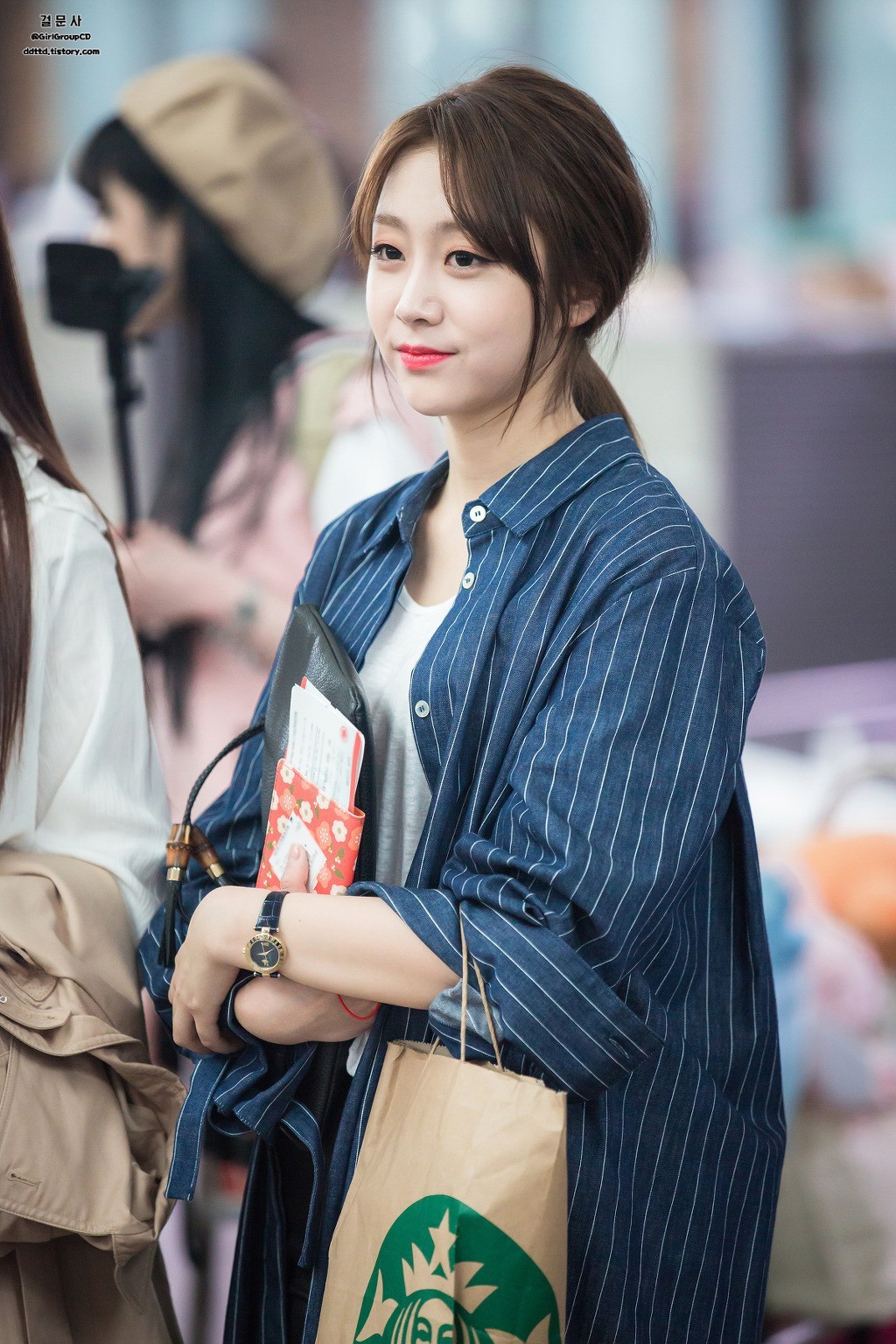 진짜루 예쁜 러블리즈 지수. JPG | 인스티즈