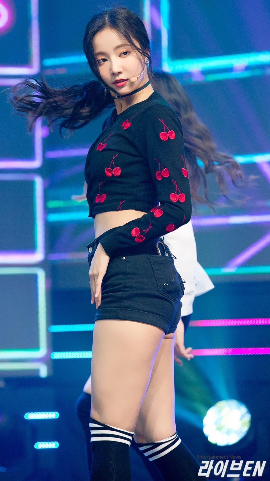 연우 허벅지 모모랜드 연우 반바지 - 非스포츠 게시판 - I Love NBA